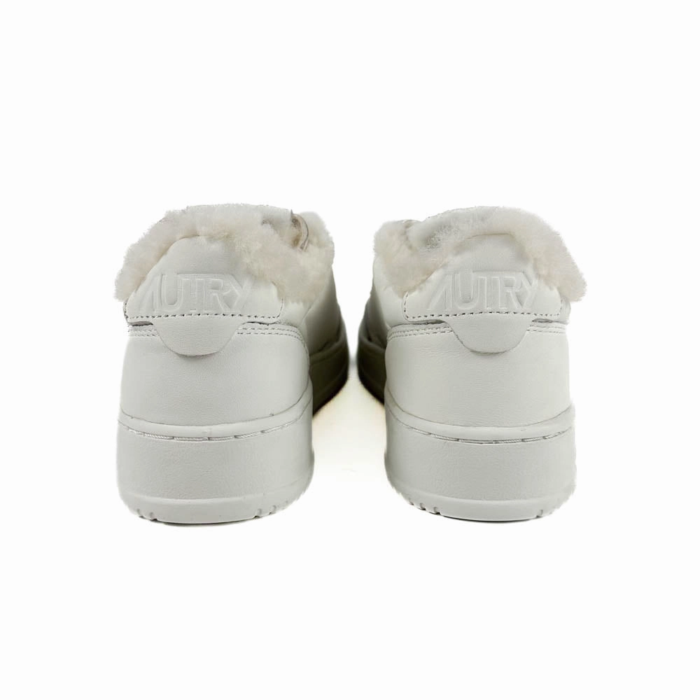 Autry - Medalist Low SX10 (Goat/Shearling White) arch - support feature shoes Full Cushioning