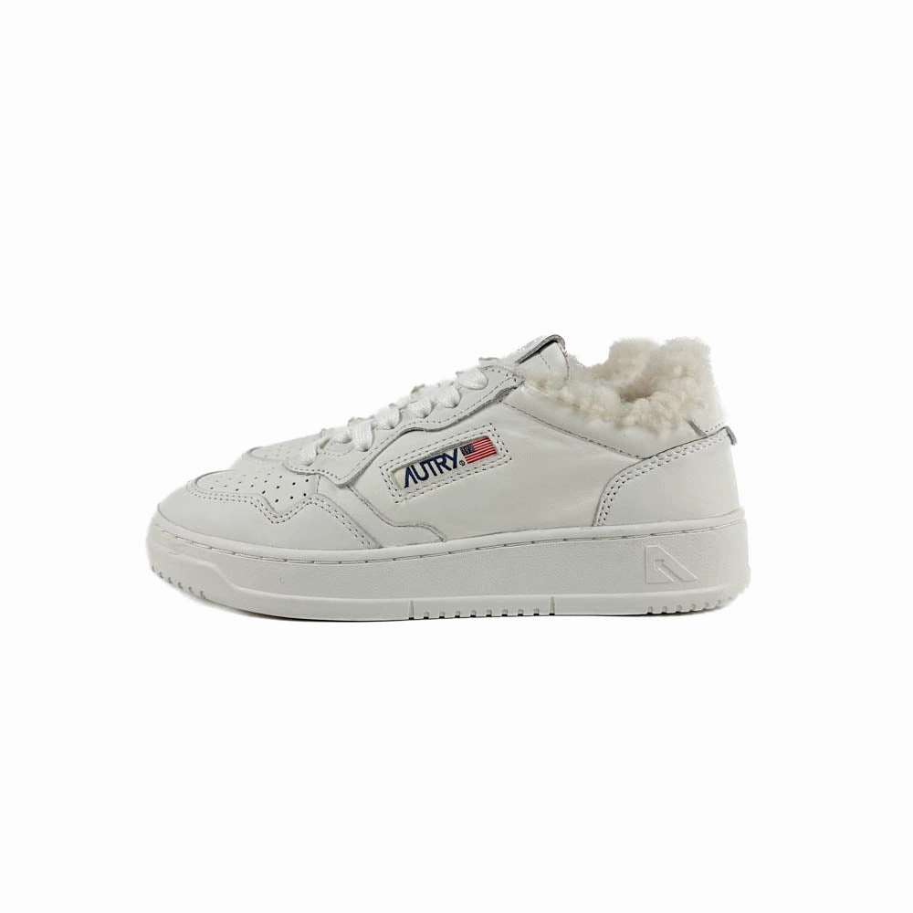 Ultimate look Autry - Medalist Low SX10 (Goat/Shearling White)