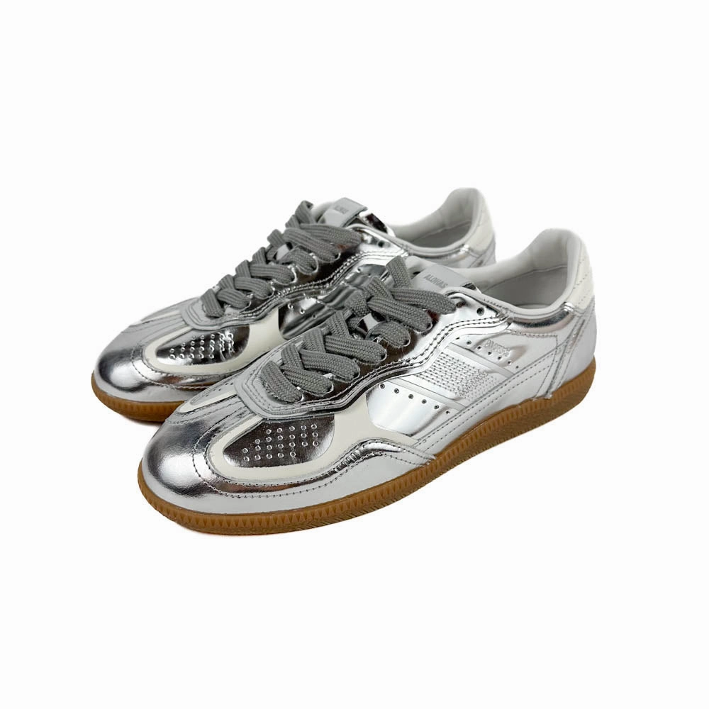 Alohas - TB.490 (Silver) Leisure Fit Sculpted durability