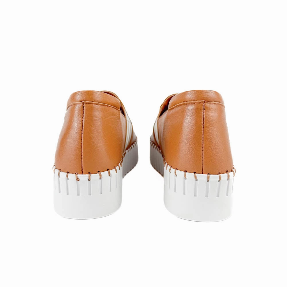 Silent D - Becca (Dark Tan) heavy - duty - construction - feature shoes Lightweight Running Option