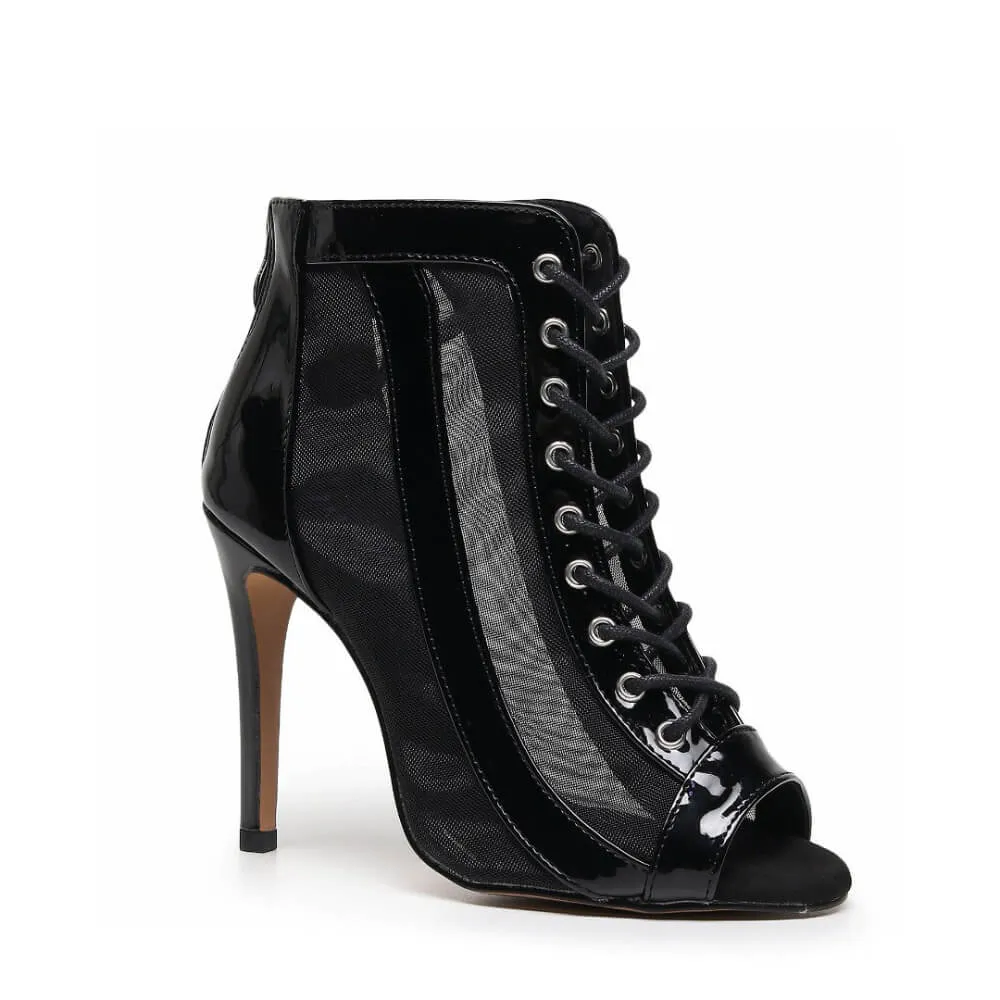 Everyday Chic Arreis - Black Vegan Patent - Street Sole
