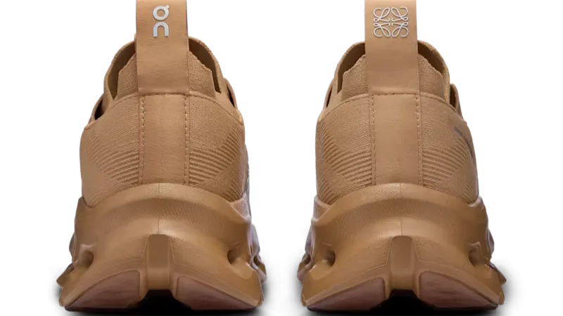 On Running Cloudtilt LOEWE Dark Sand (Unisex) Wave Flow Multi Purpose