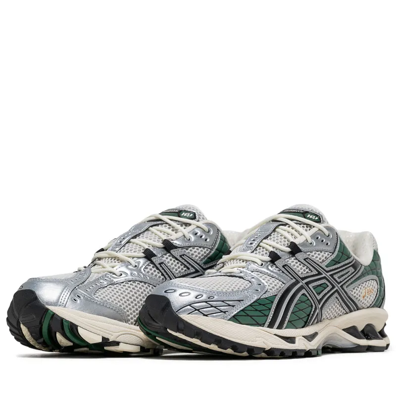 Asics Gel-Nimbus 10.1 - Cream/Grove Classy silhouette Textured Upper