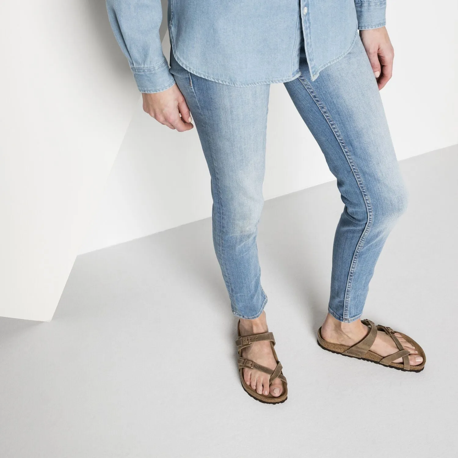 Mayari | Oiled Leather | Tobacco Timeless Layering