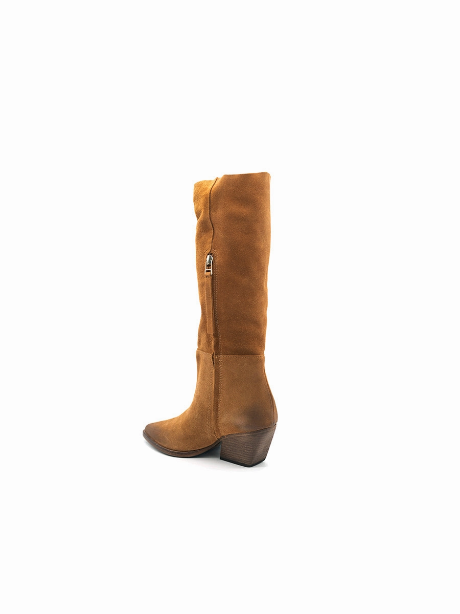 Effortless Wear Cushioned Base West