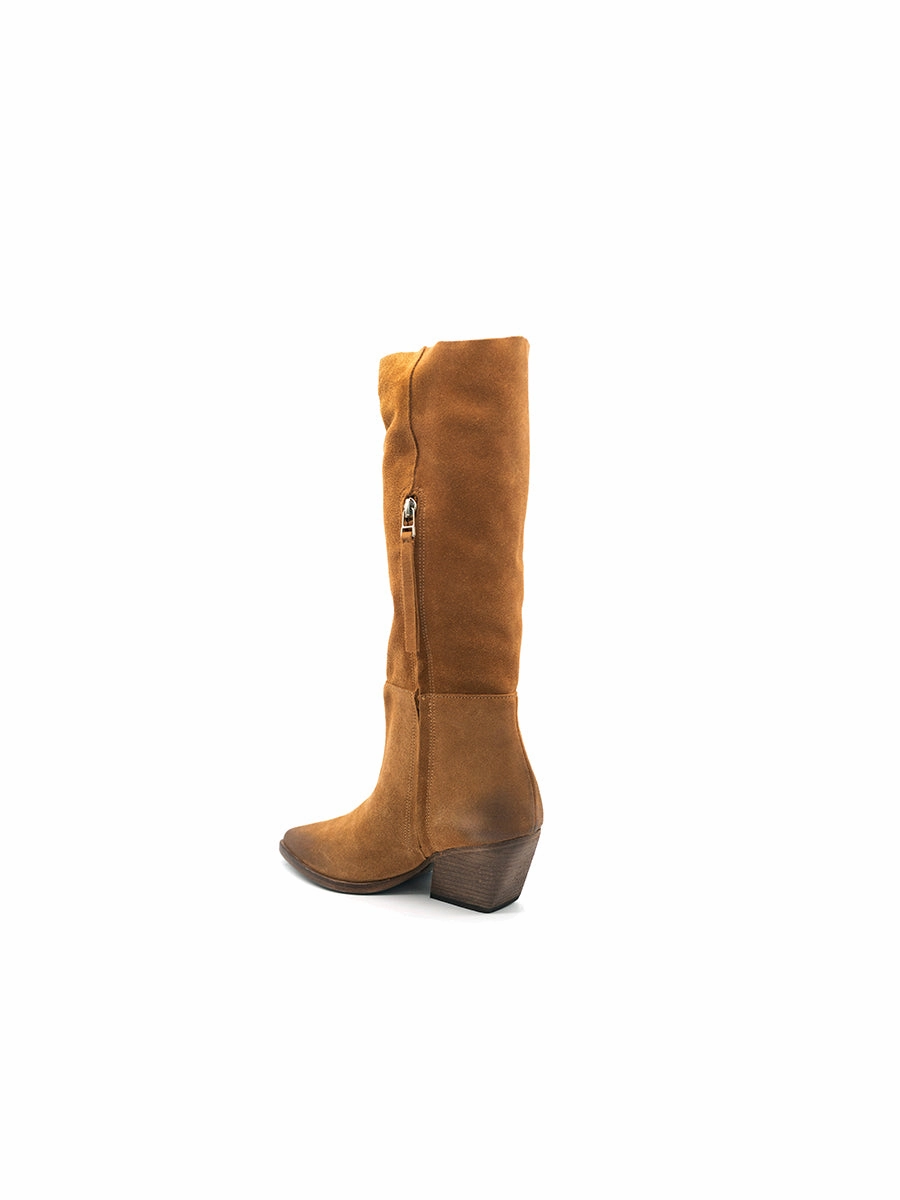 Effortless Wear Cushioned Base West