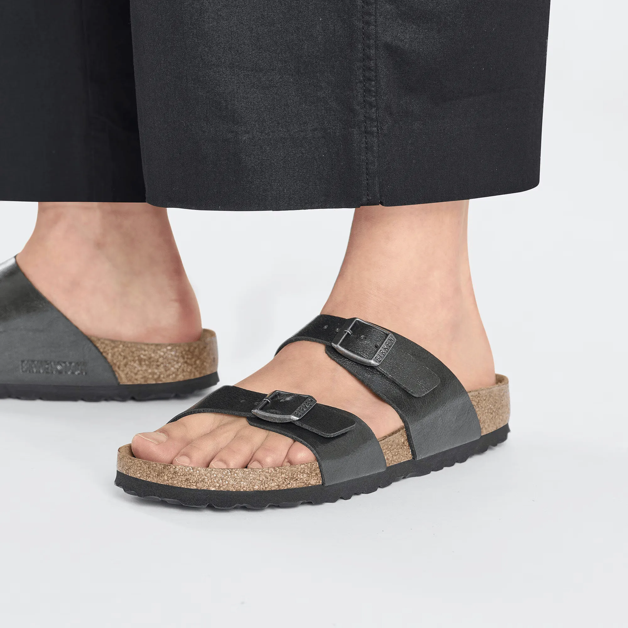 BIRKENSTOCK WOMENS BF SYDNEY - GRACEFUL LICORICE Flexible Build