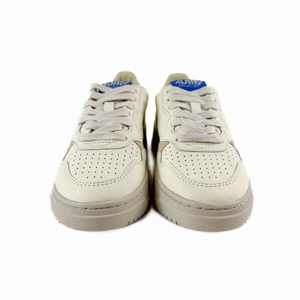 triple - strap shoes Autry - Medalist Low Sneakers (Hay/Sand Suede)