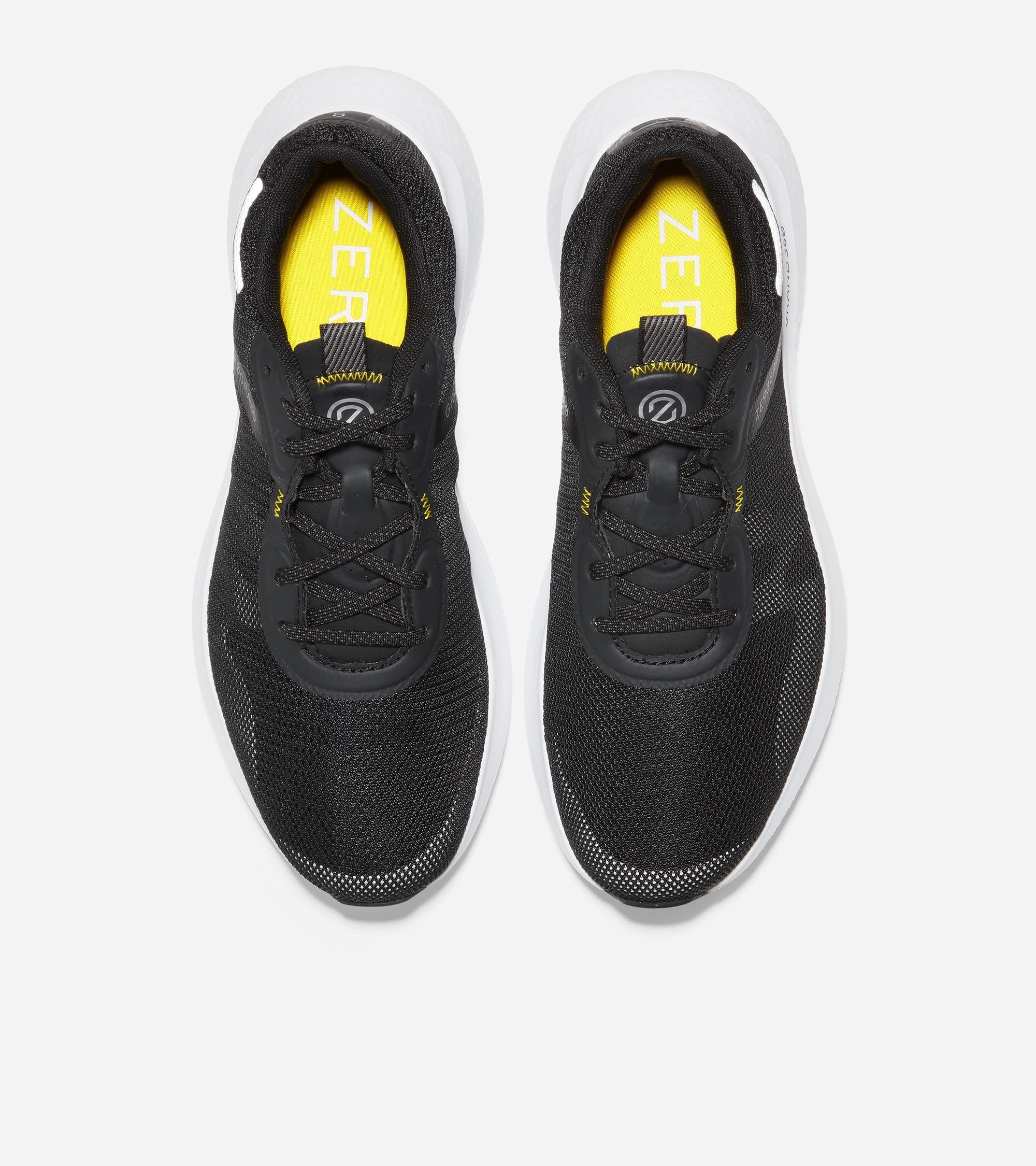 running shoes with removable insoles ZER?GRAND Outpace 2 Running Shoe