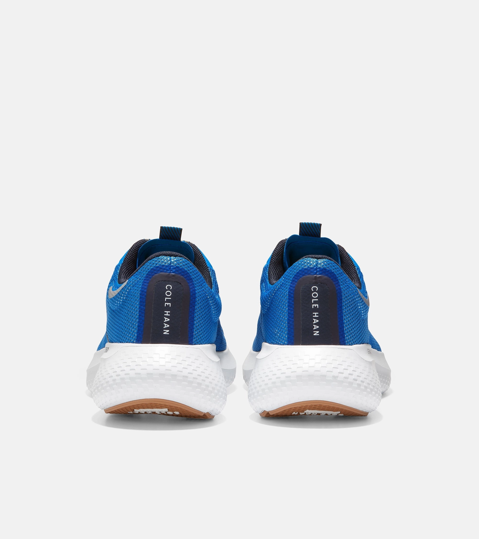 ZER?GRAND Outpace 2 Running Shoe Lightweight Upper